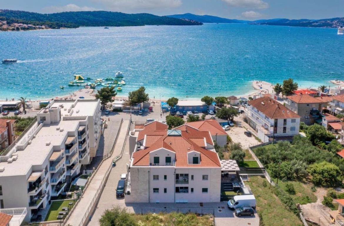 Bova Apartment Trogir Exterior foto
